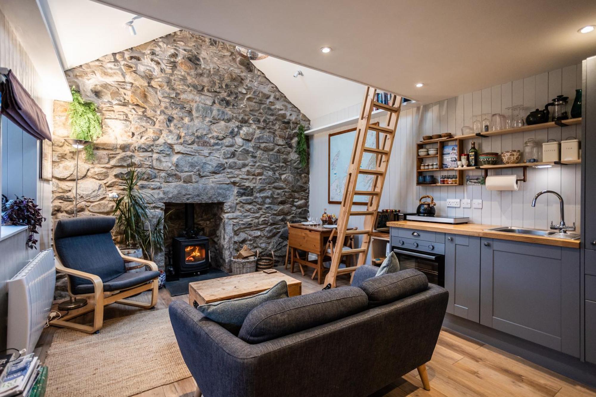 Jura, Mrs Leonard's Holiday home